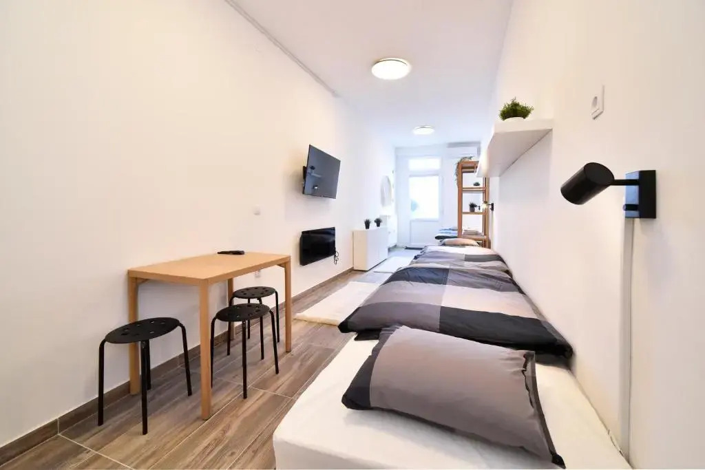 Dubec - Long-Term Apartment for Companies & Workers