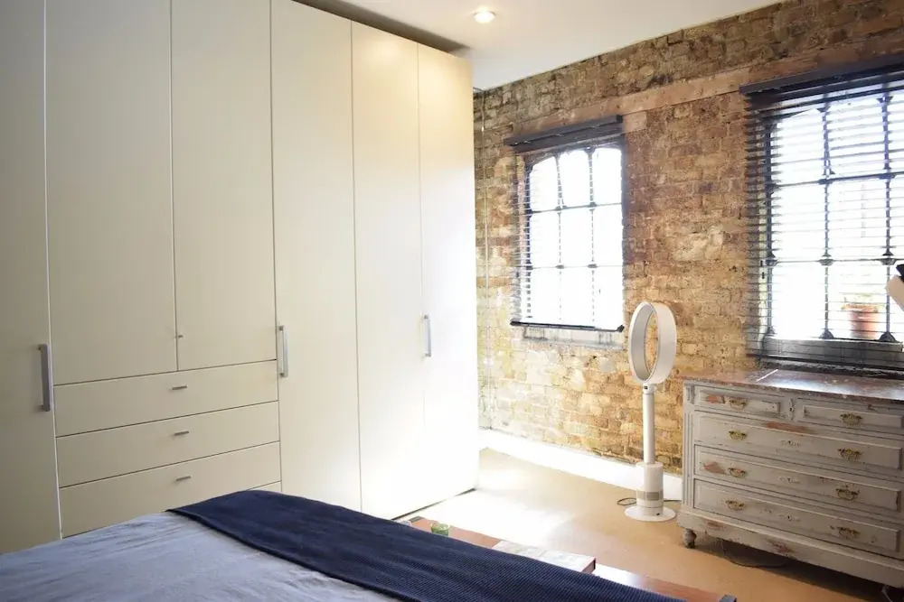 Open Plan Flat in East London