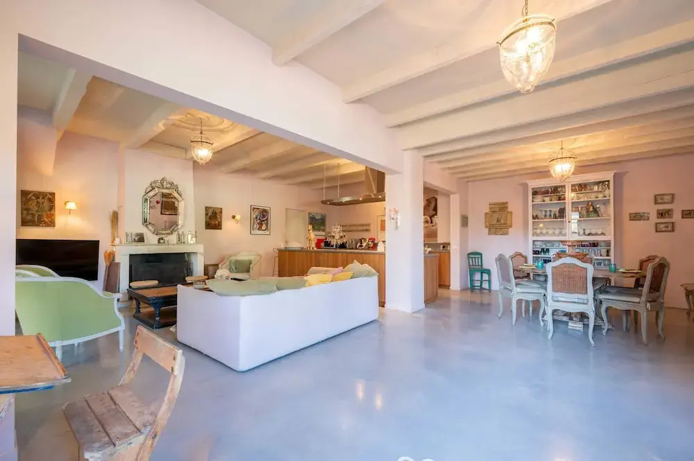 Villa Vilo Your Paradise in the Heart of Alpilles