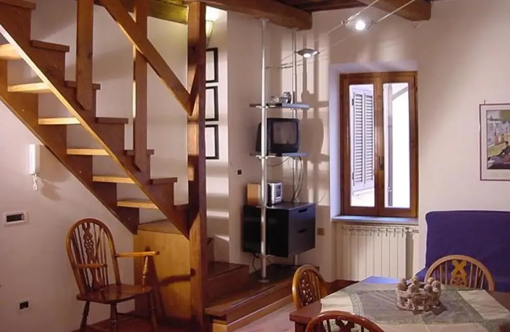 Sant Andrea in Rome With 2 Bedrooms and 1 Bathrooms