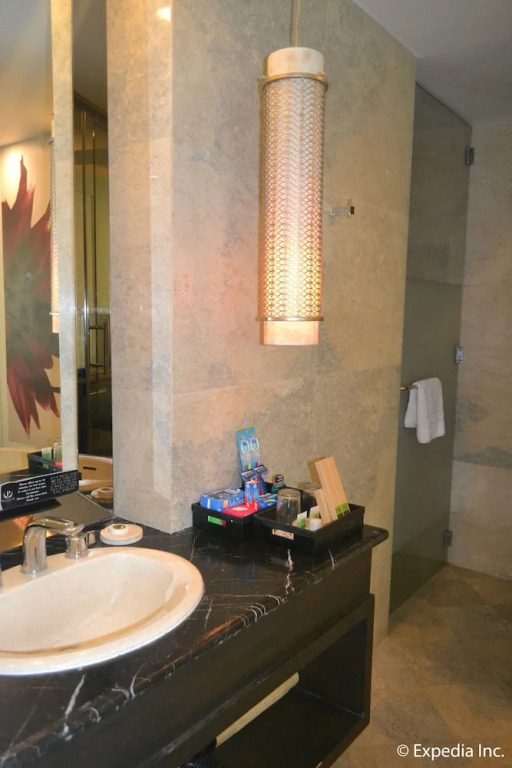 The penthouse hotel and residences