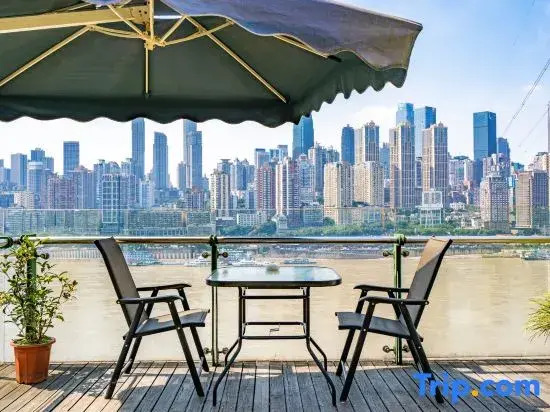 BDS Hotels (Chongqing Nanbin Road)