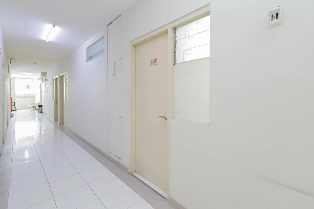 Urbanview Hotel K-15 Surabaya