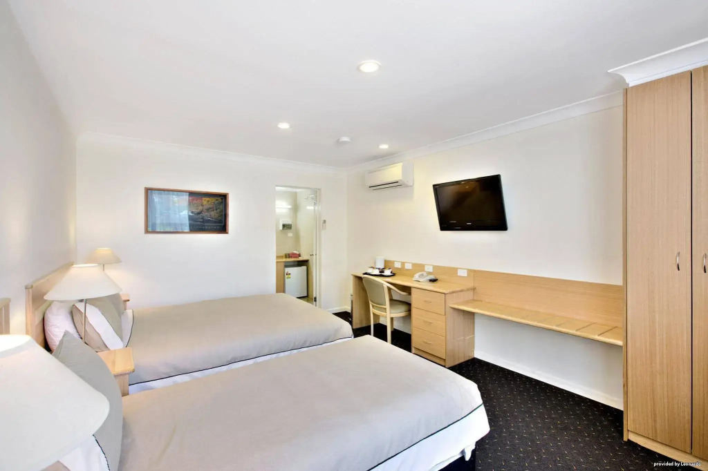 Melbourne's Princes Park Motor Inn