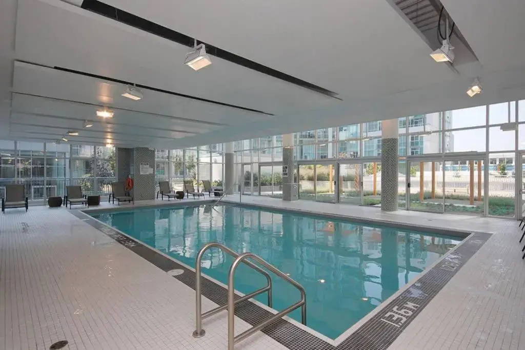 Panoramic View 2BR & 2BTH - Opp Square One Mall