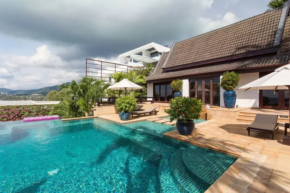 Villa Baan Hen 5 Bedroom Kata Beach