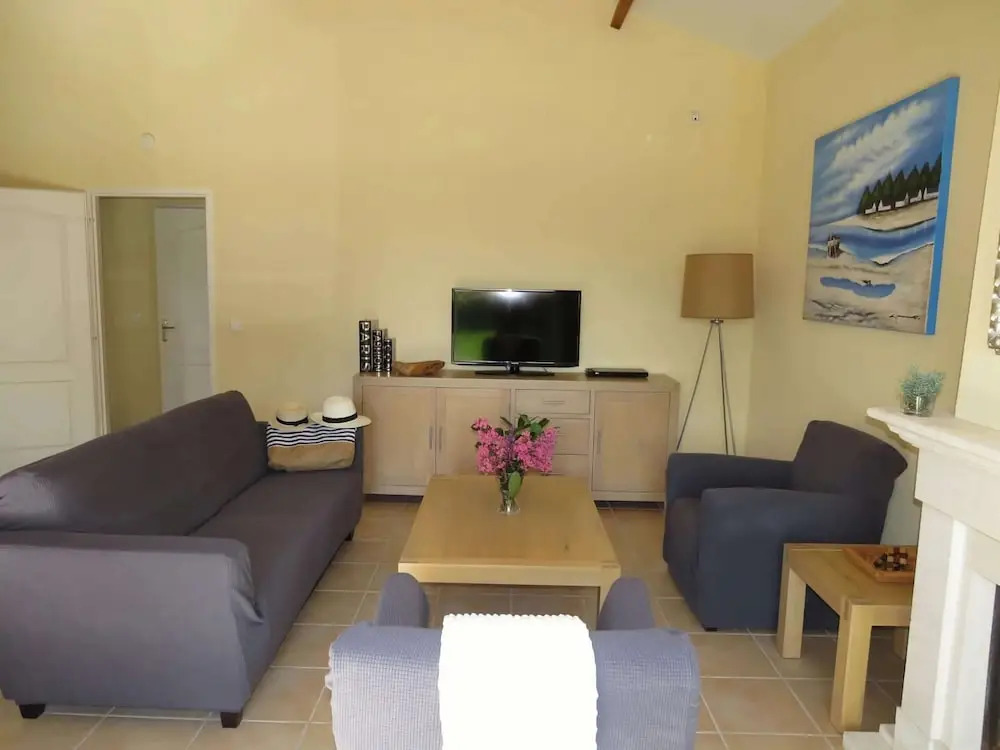Spacious villa with garden and pool