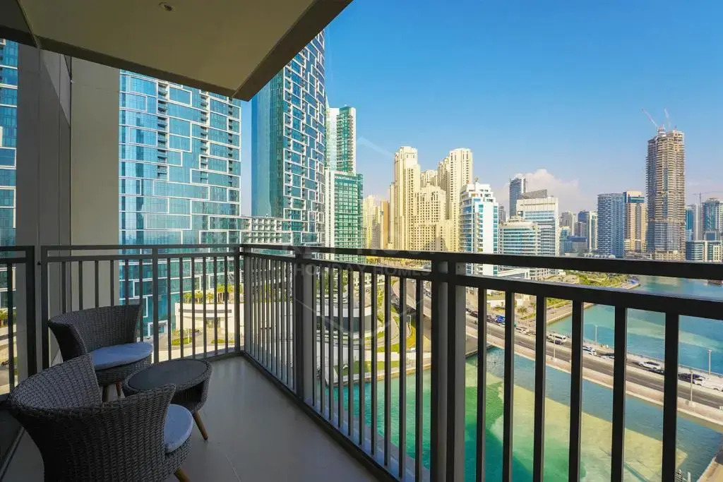 KeyHost - Modern 1BR Sea View - 52 42 Towers Dubai Marina - K1240
