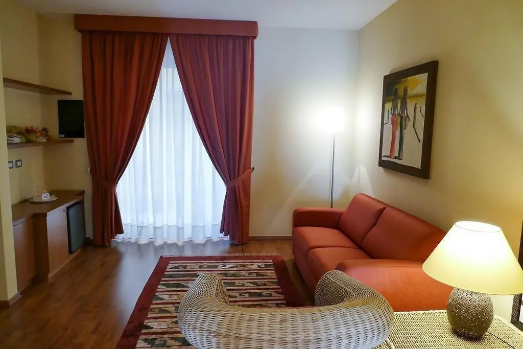 STELLA CHARMING & LUXURY ROOMS