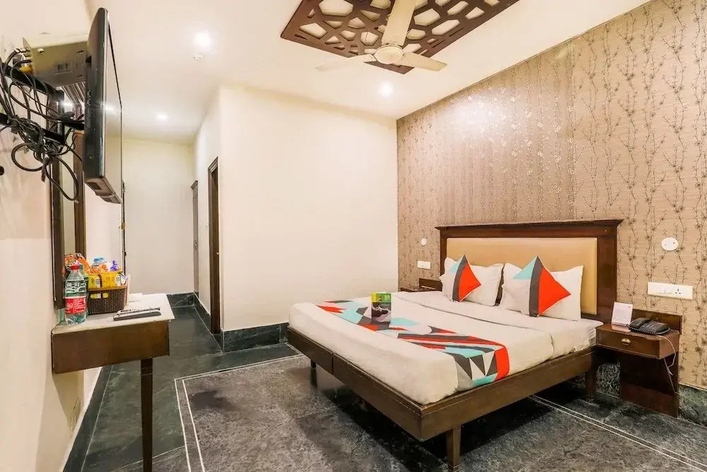 Hotel Multitech by FabExpress