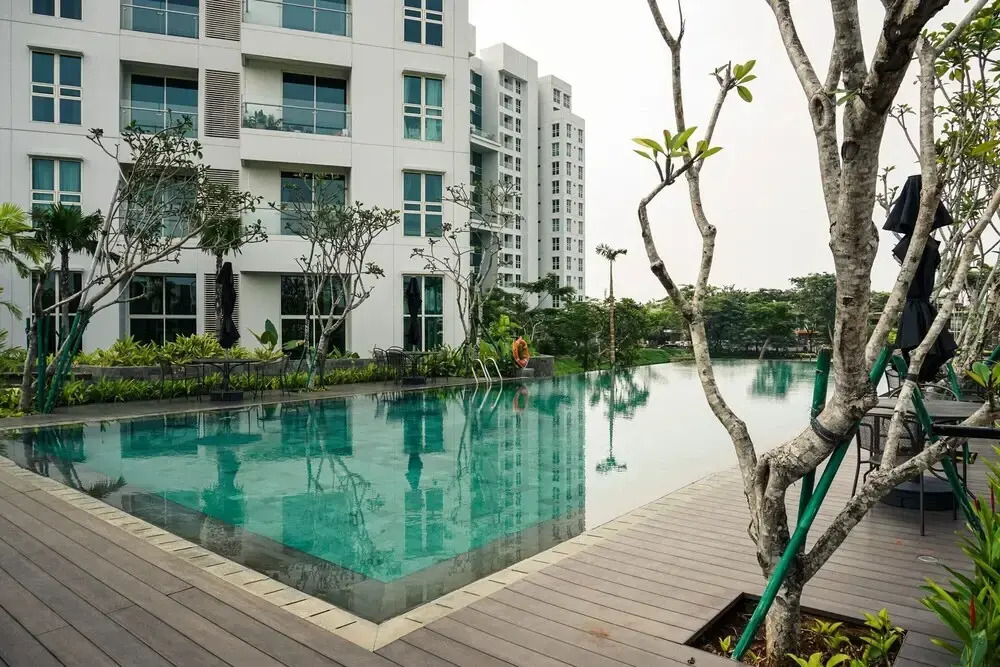 Lush Lakeside - Citra Luxury Apartments