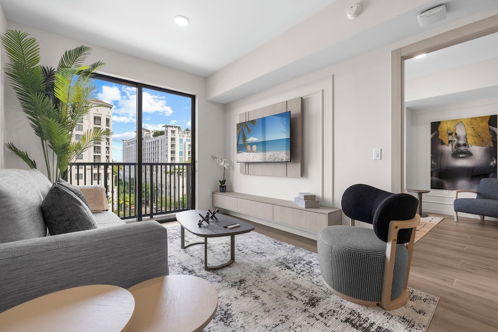 The Avenue Luxury Residences Coral Gables