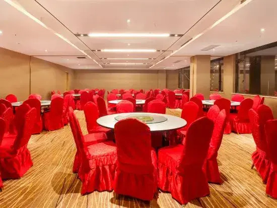 Boyi Mengqin Hotel