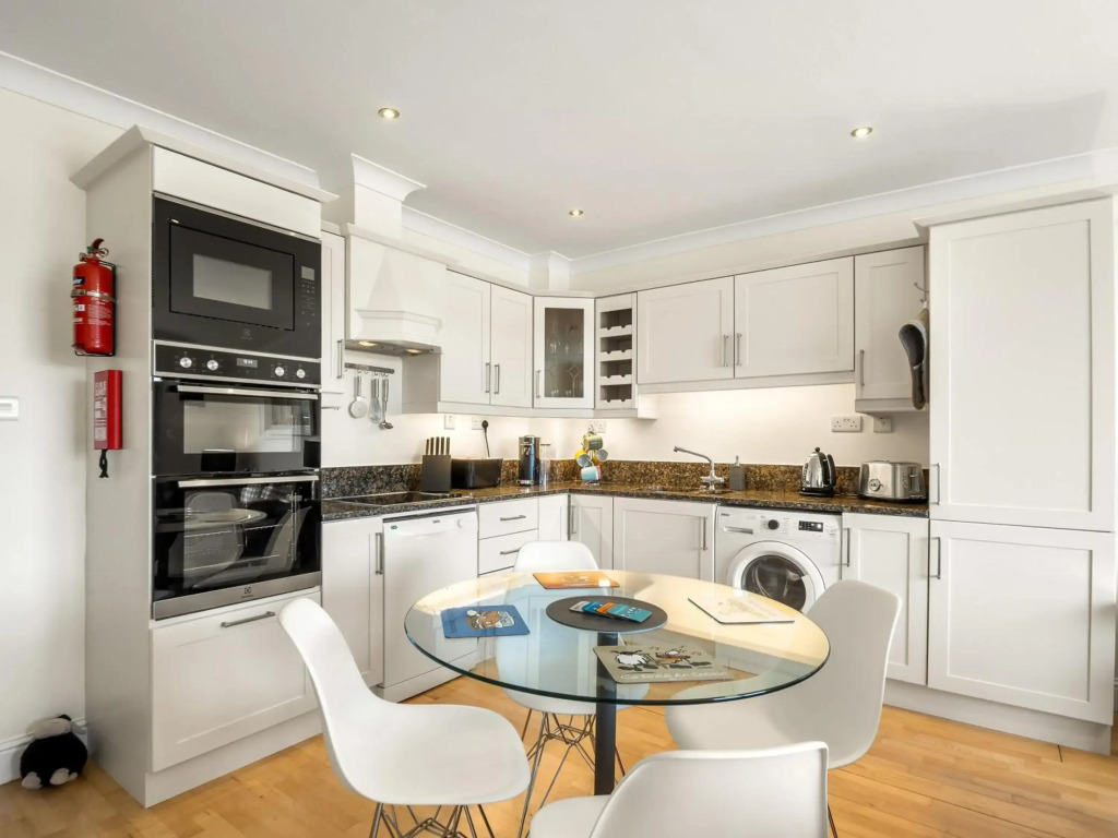 Apartment 393 - Clifden