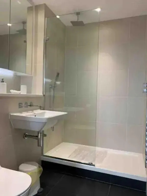 GRAND SERVICED APARTMENT*****