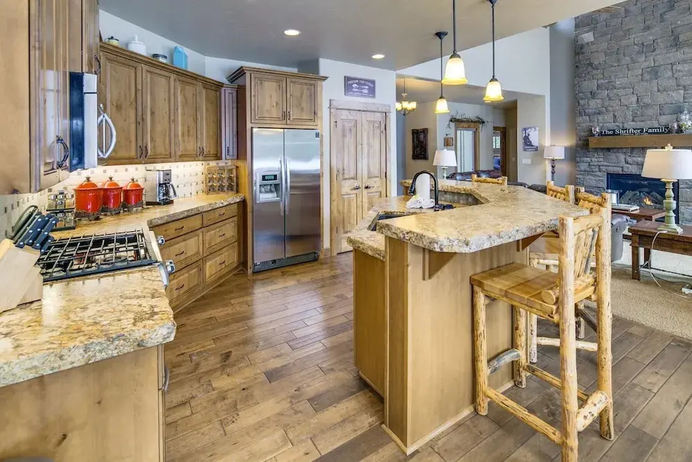 56540 Sunstone Loop 4 Bedroom Home