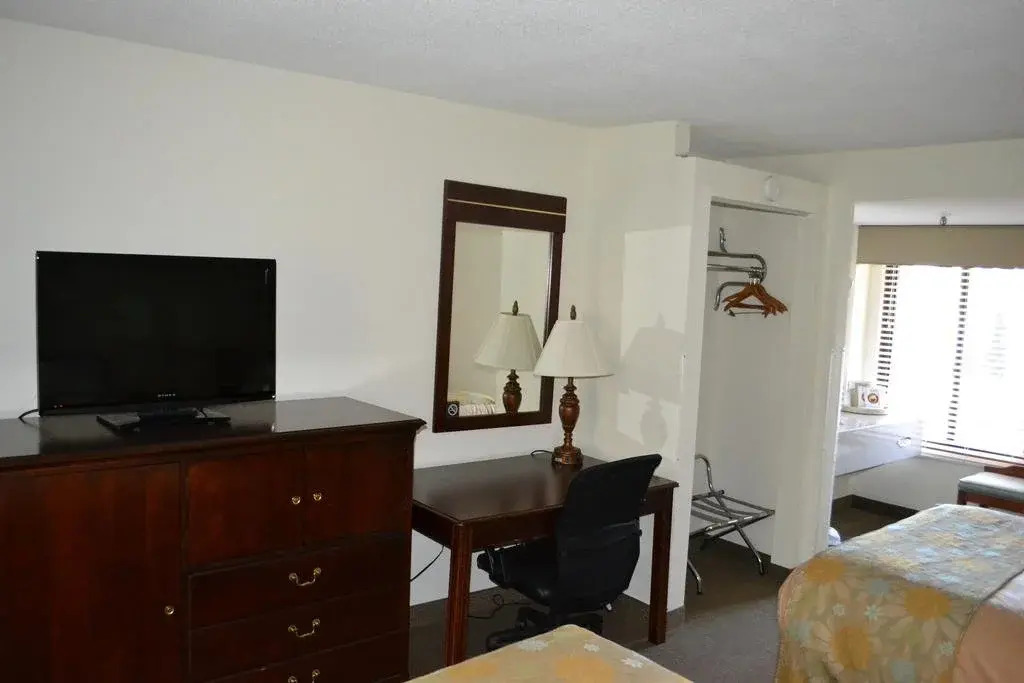 The Greenwood Hotel