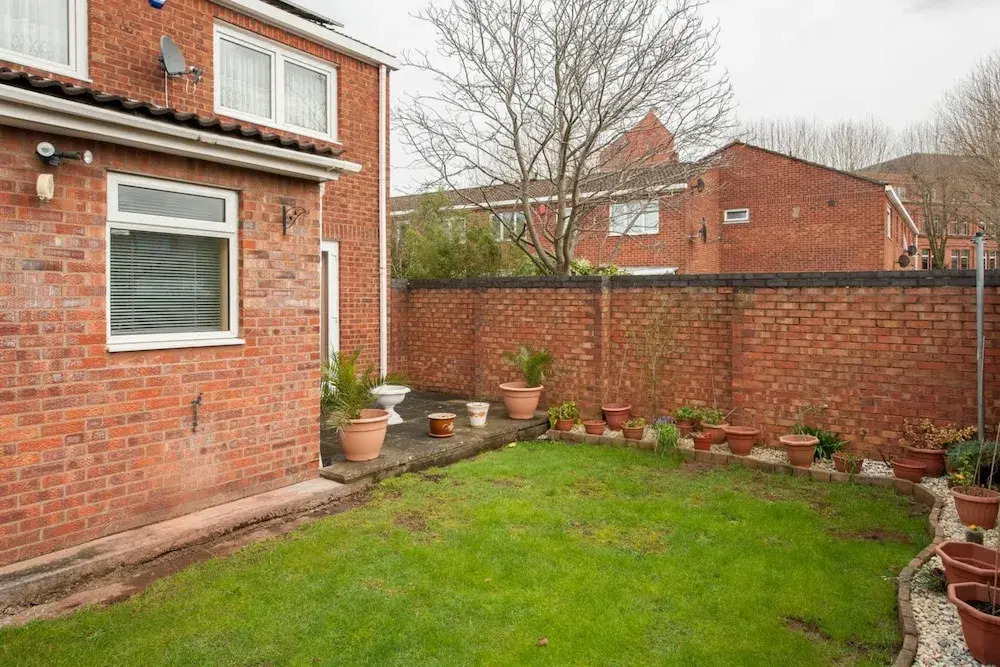 Family House Close to City Centre