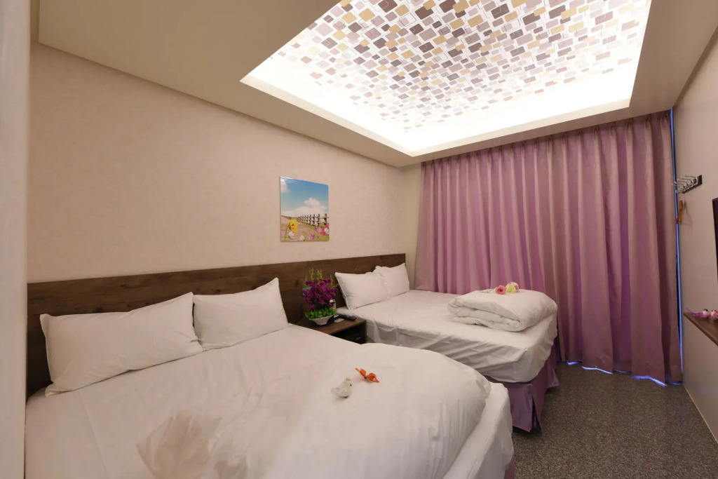 台中逢甲豐和立hotel商旅 台中休息平日499起 台中出差統編可 台中團體訂房 台中國民旅遊卡訂房 台中包層 台中包棟 電視可看youtube