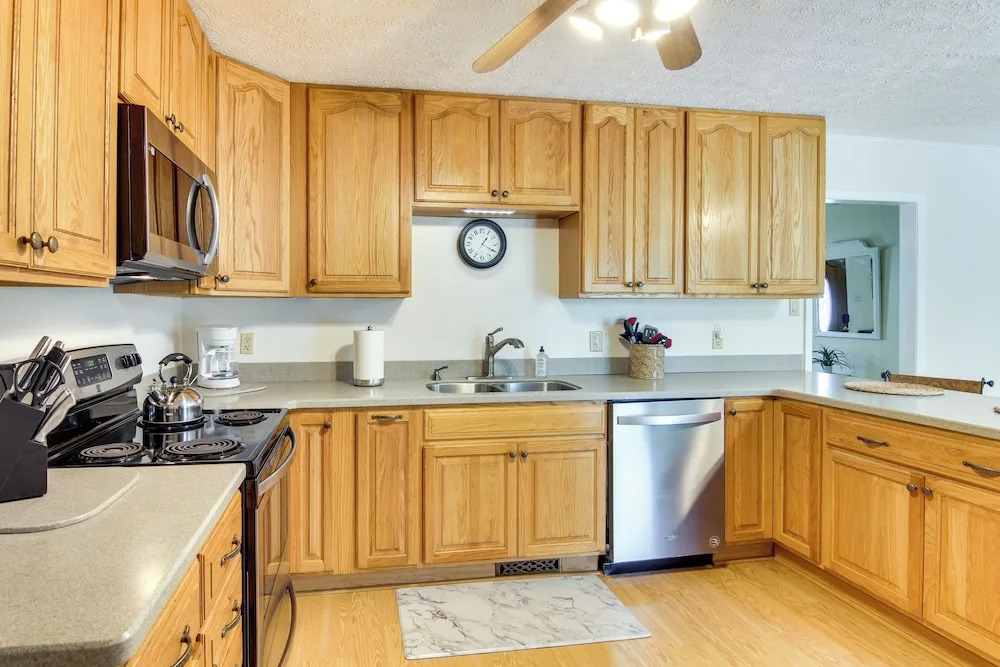 Pet-friendly Black Mountain Vacation Home w/ Deck