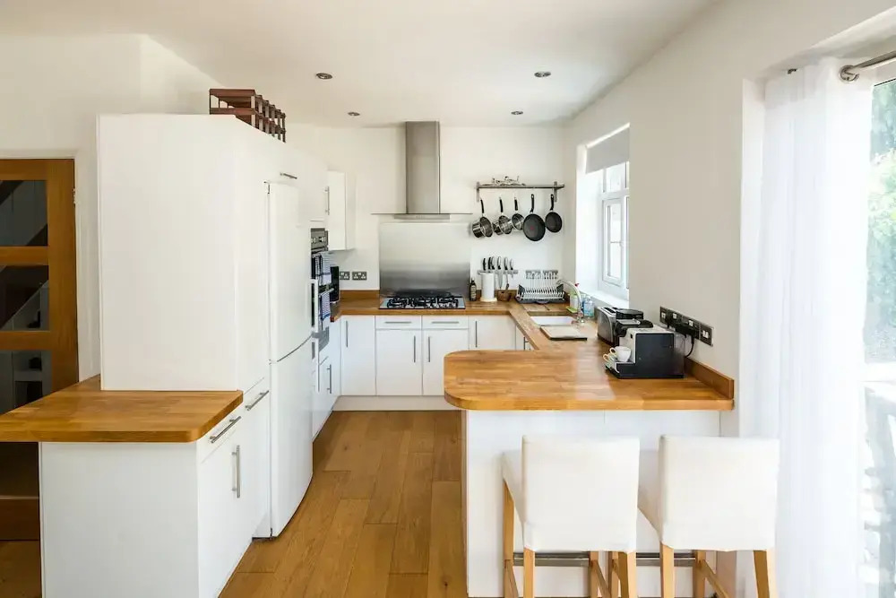 Elegant 2Bd House With Garden And Decked Patio