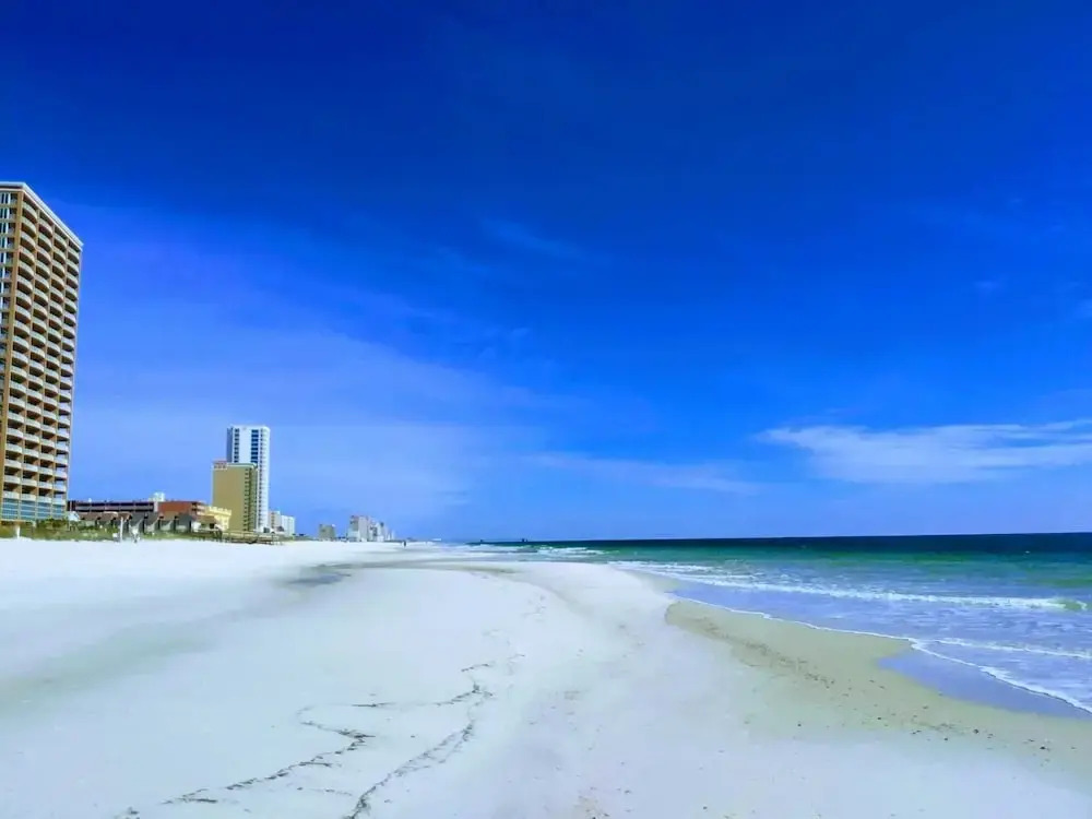 H_the Boardwalk...ch Hangout A 3 Bedroom Home