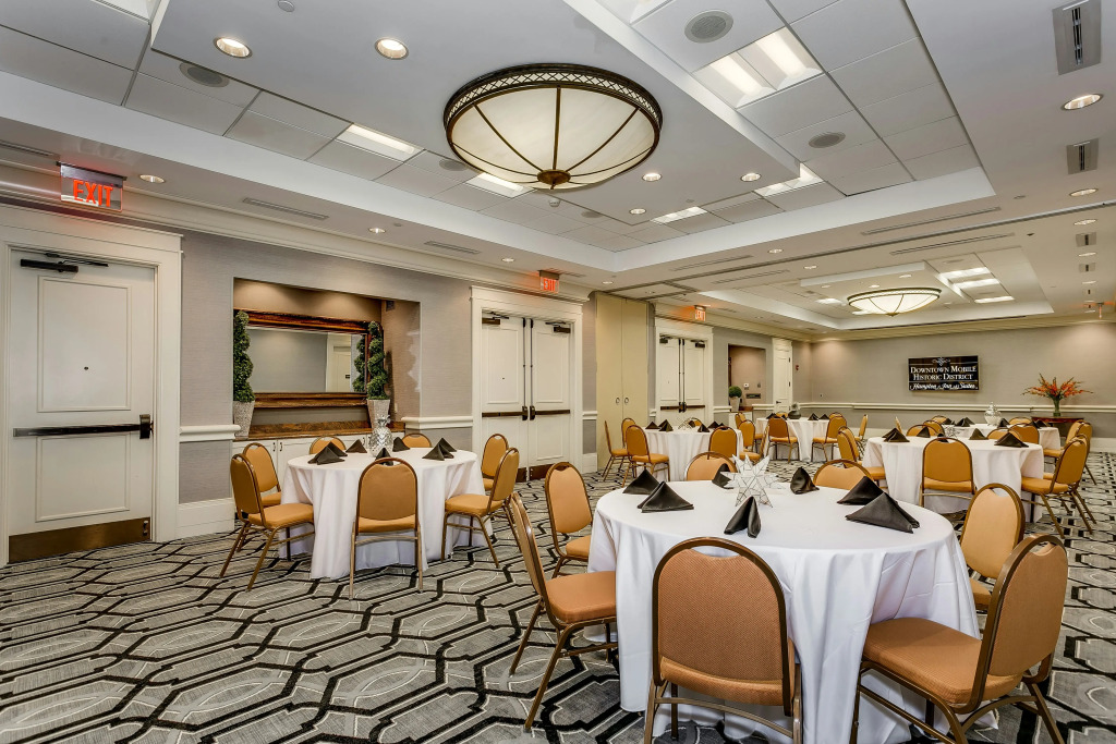 Hampton Inn & Suites Mobile - Downtown Historic District