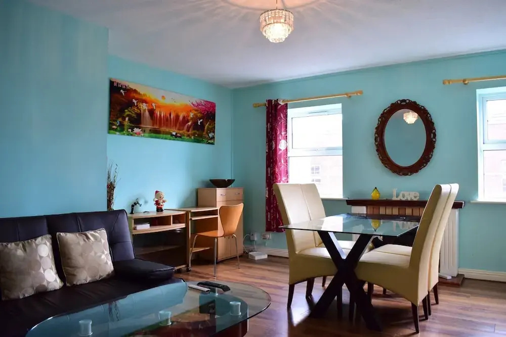 3 Bedroom Apartment With City Centre Location