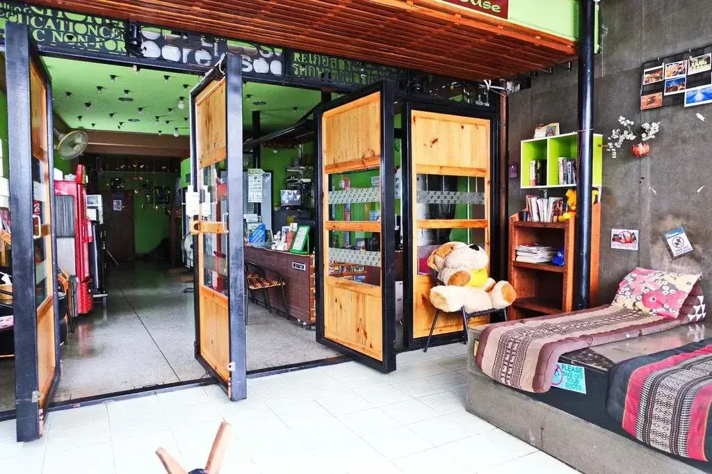 Julie Guesthouse Part 2 Chiang Mai
