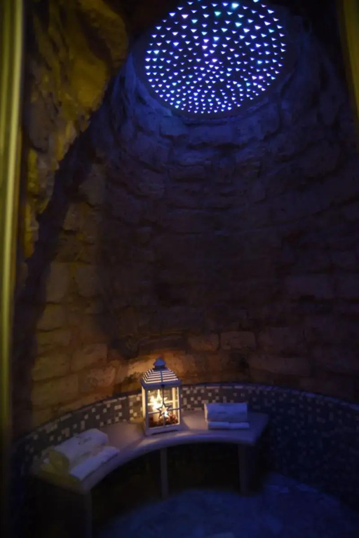 Cadelli Luxury Suite & Apartments
