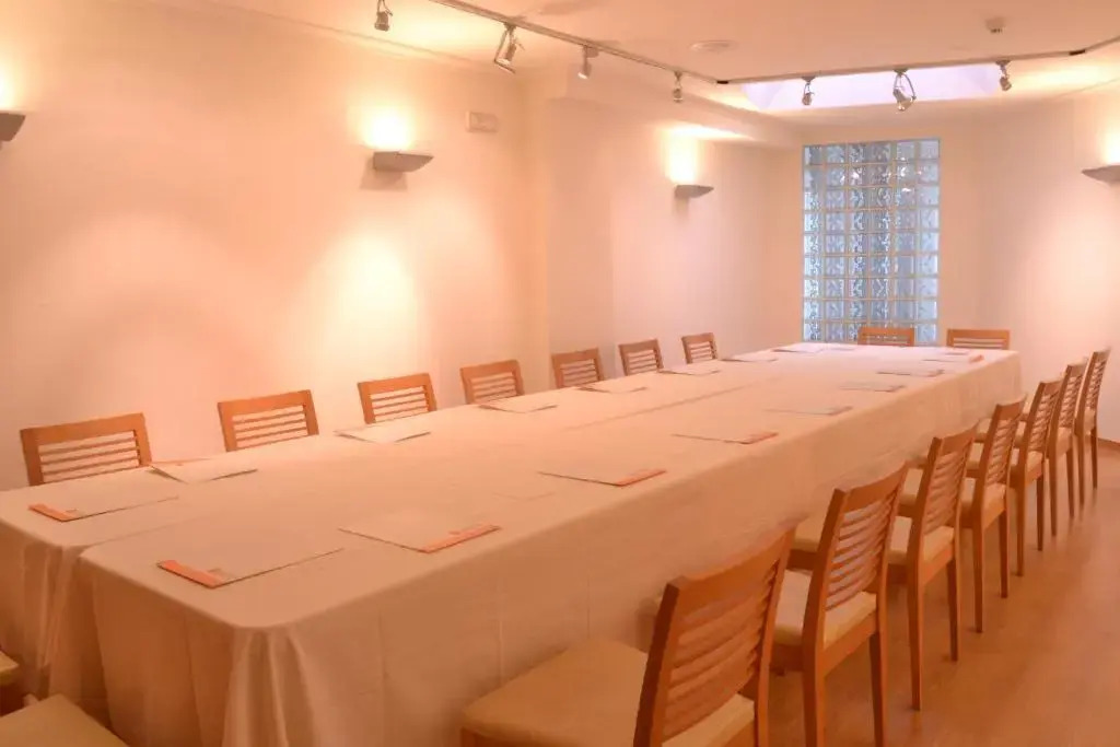 U Hotel Ogalia Vigo