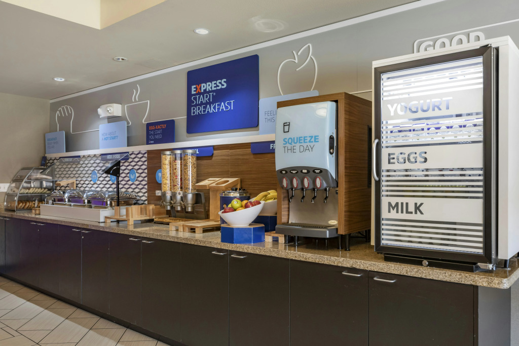 Holiday Inn Express & Suites Indio - Coachella Valley by IHG