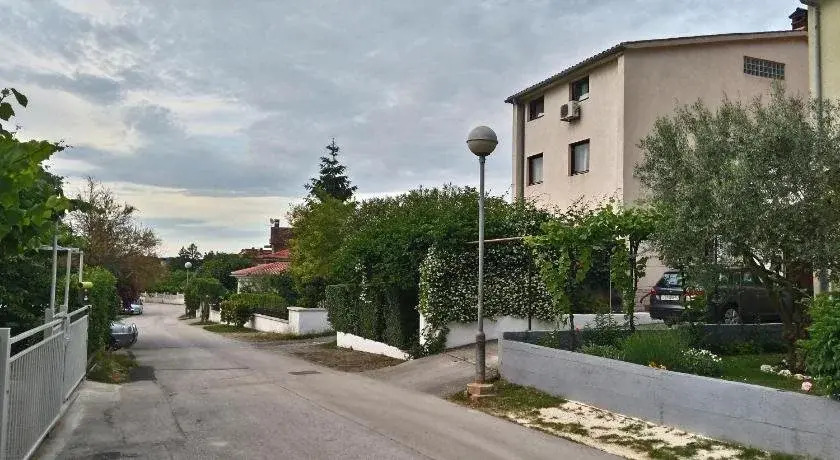 Apartment Drenovica