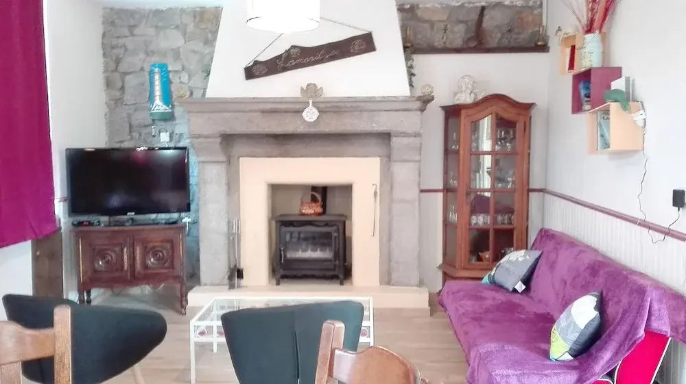 House With 2 Bedrooms in Sourdeval, With Enclosed Garden and Wifi - 40