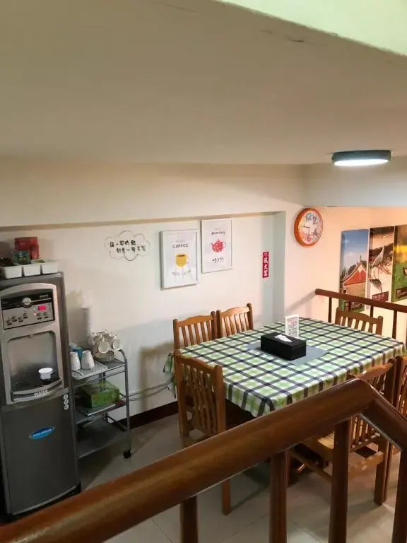依藍2館