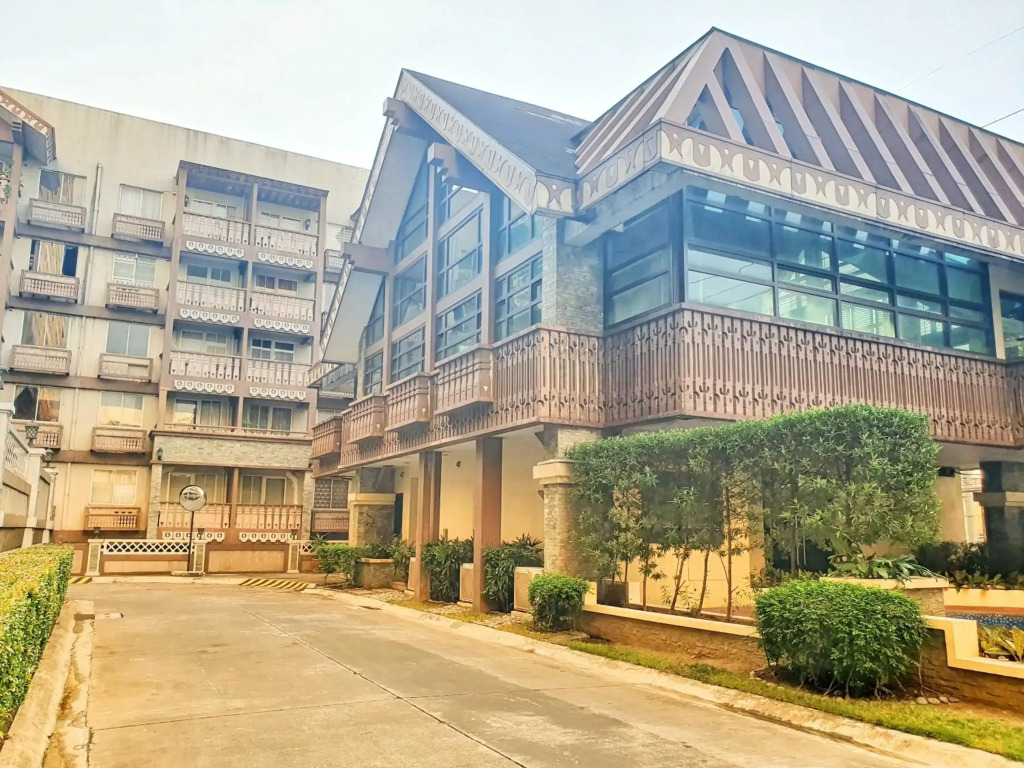 SweetSuites at Pine Crest #T3-239
