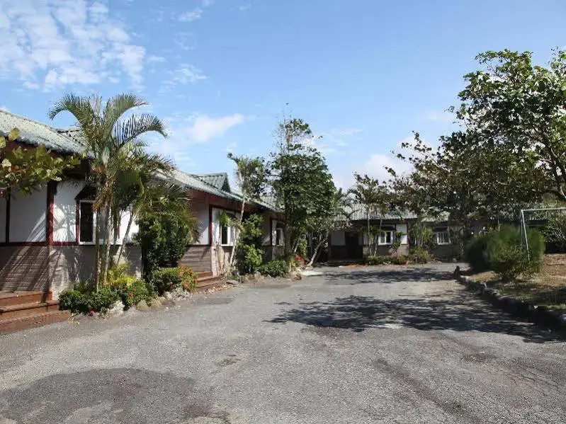 Hengchun Town Cabins(墾丁恆春小城民宿)
