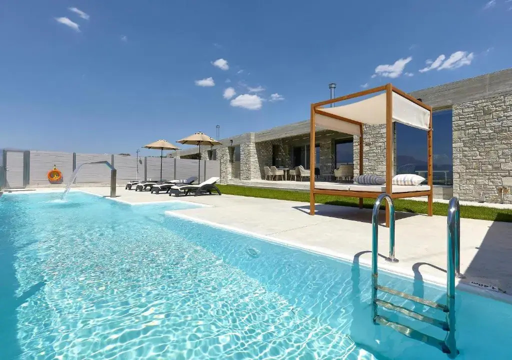 Kouros n Kori Villas