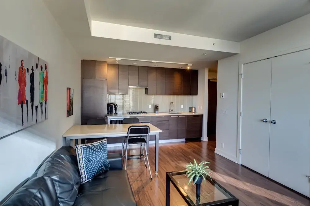 Suite Digs Waterfront
