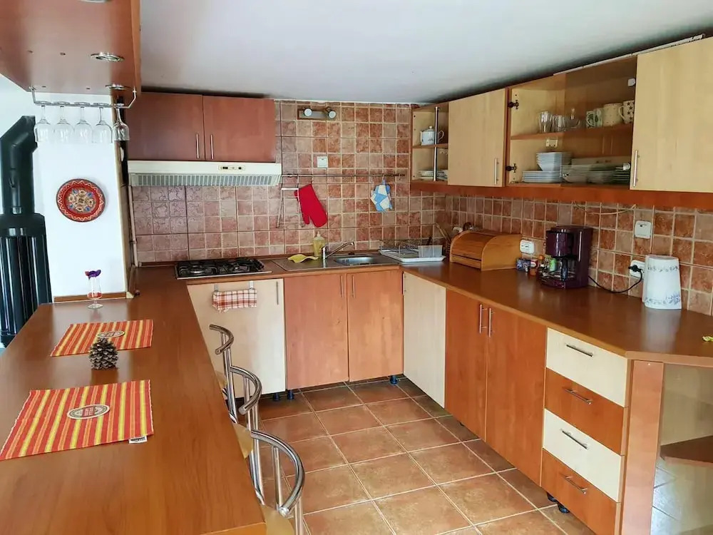 House with 3 Bedrooms in Sighișoara, with Wonderful Mountain View, Enclosed Garden And Wifi