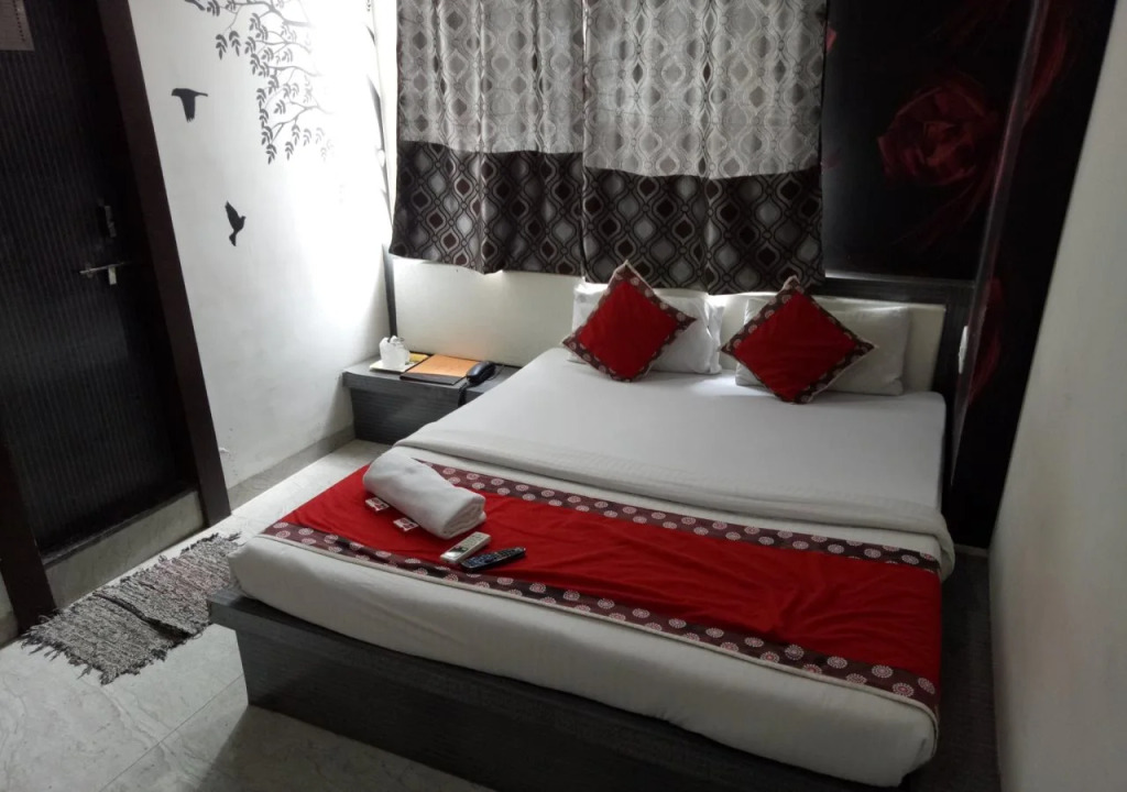 Sky Hotel