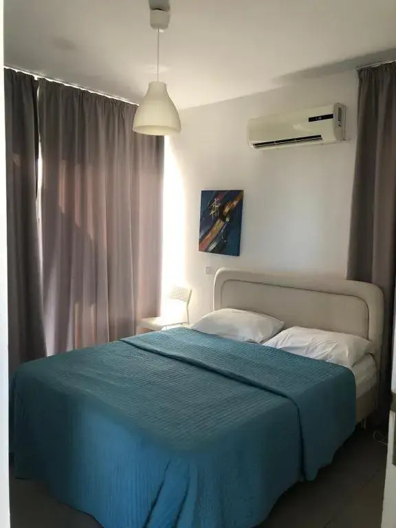 Sunny Holiday Apartments