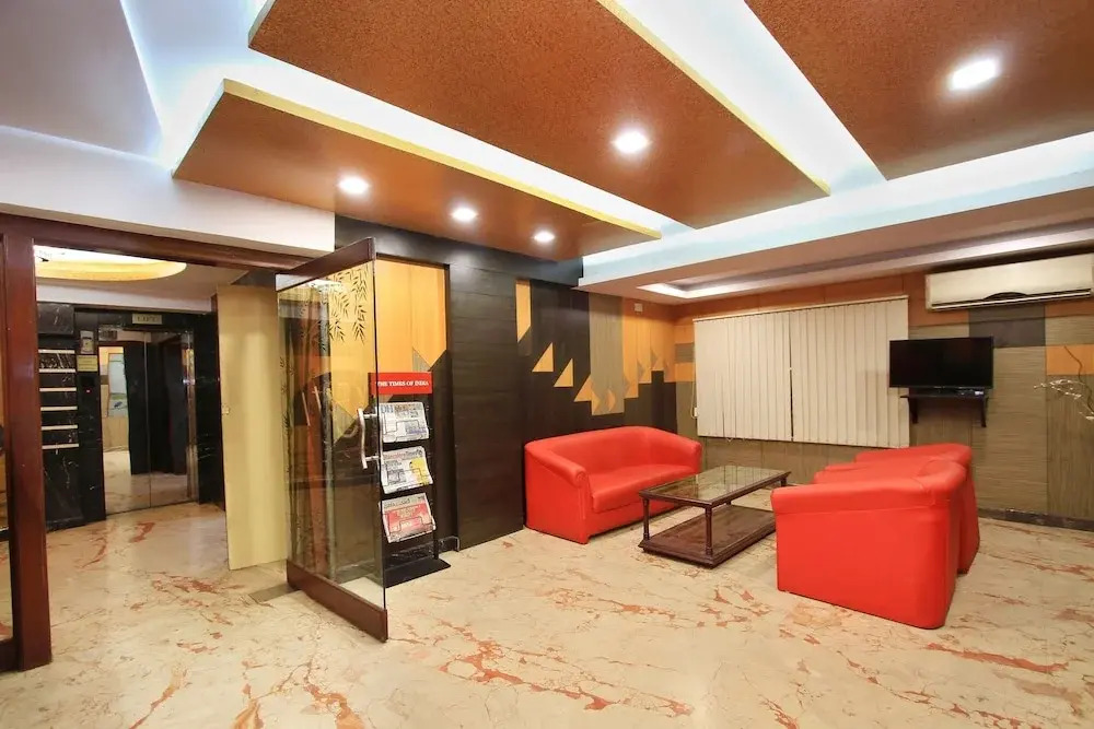 4439 Aura Inn
