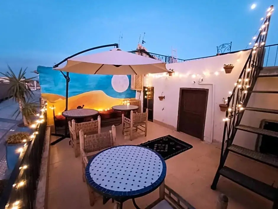 Terrace House