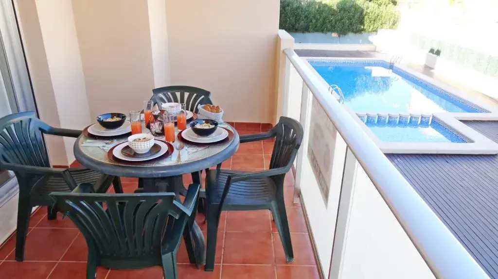 SAN FERNANDO PALACE III - Beach House