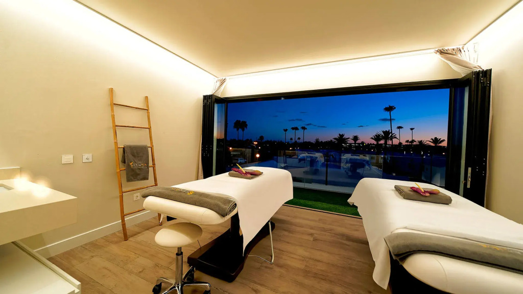 Отель Club Maspalomas Suites & Spa