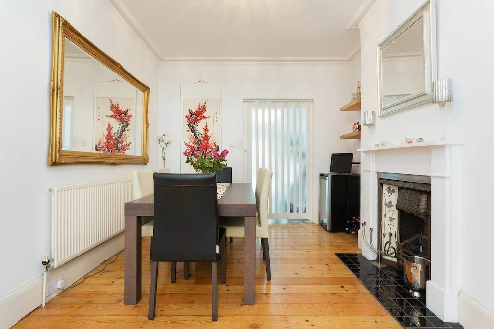 Veeve - Homely Hammersmith