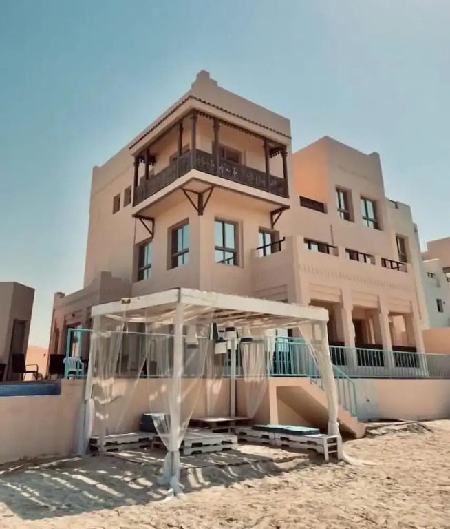 Wave Resort