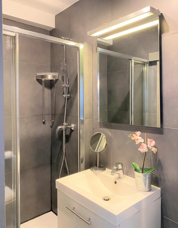 827 - Champ de Mars - Appartement parisien