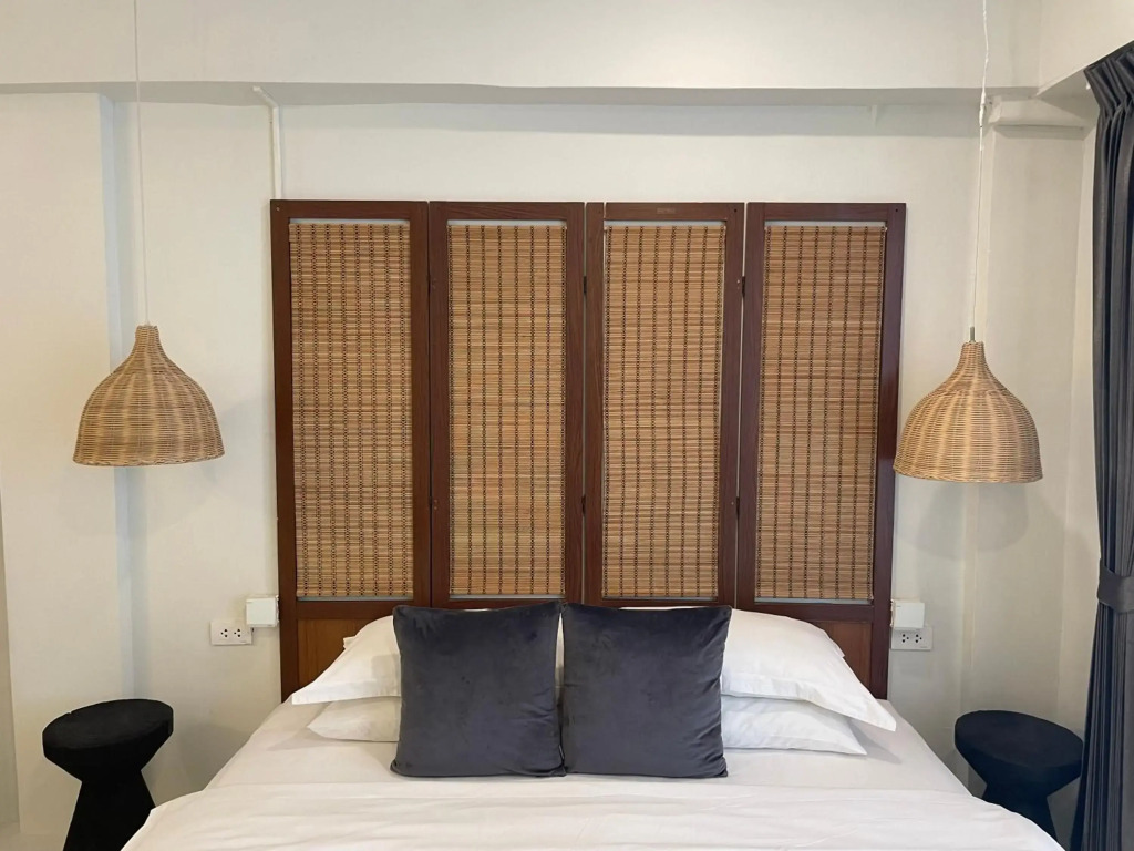 YOLO Bangkok Boutique Hotel